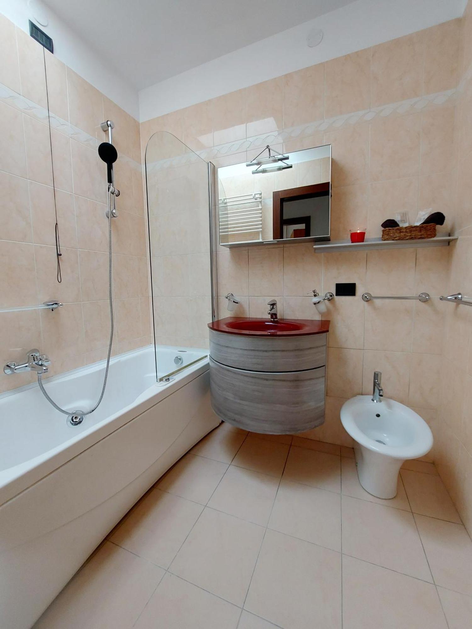 Isola Holiday Feltre Luaran gambar